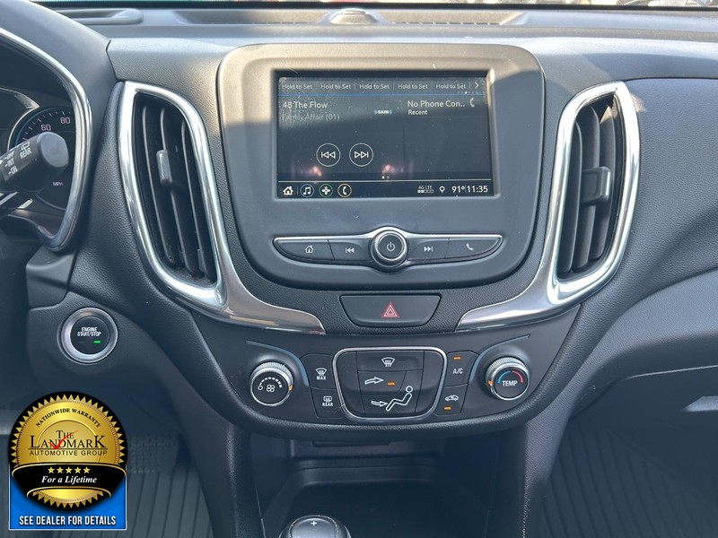 Chevrolet Equinox Vehicle Full-screen Gallery Image 17