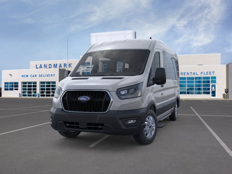 Ford Transit Passenger Wagon Vehicle Full-screen Gallery Image 2