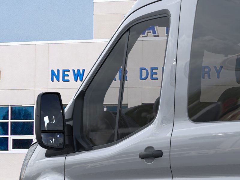 Ford Transit Passenger Wagon Vehicle Full-screen Gallery Image 20