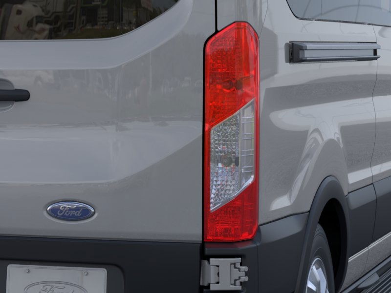 Ford Transit Passenger Wagon Vehicle Full-screen Gallery Image 21