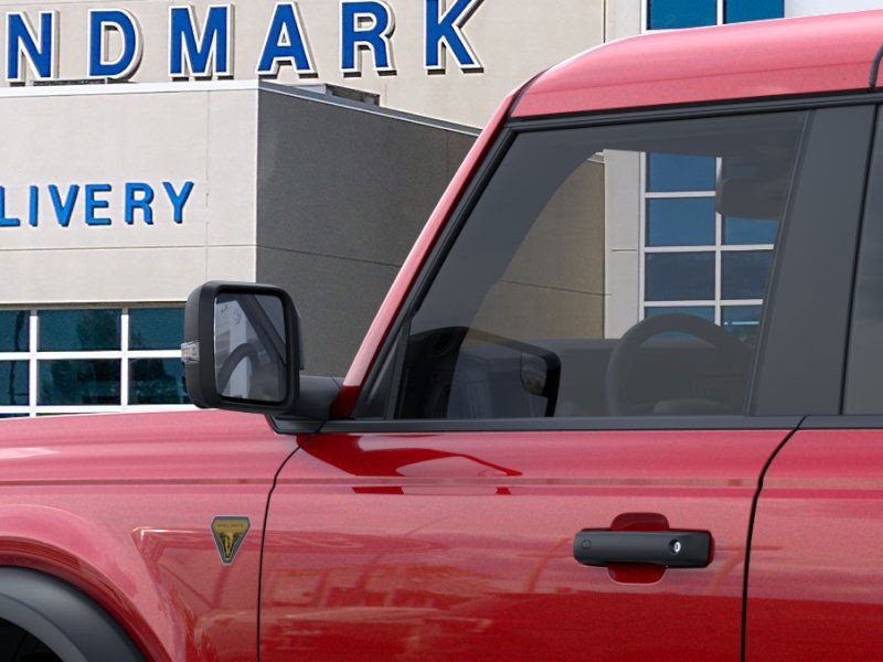 Ford Bronco Vehicle Full-screen Gallery Image 22