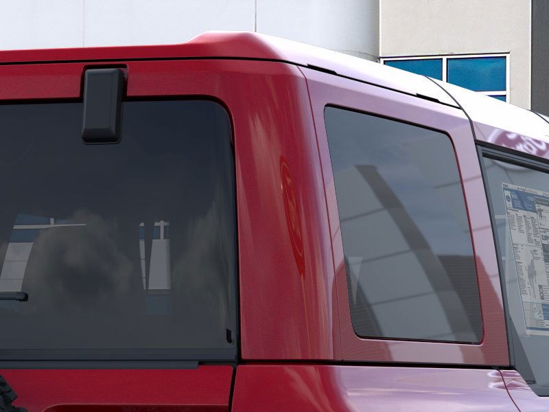 Ford Bronco Vehicle Full-screen Gallery Image 25