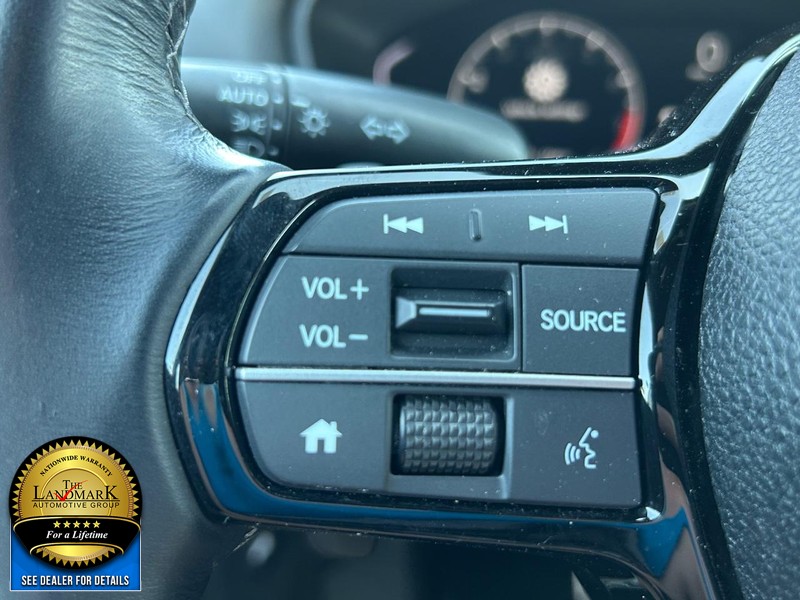 Honda Civic Hatchback Vehicle Full-screen Gallery Image 10