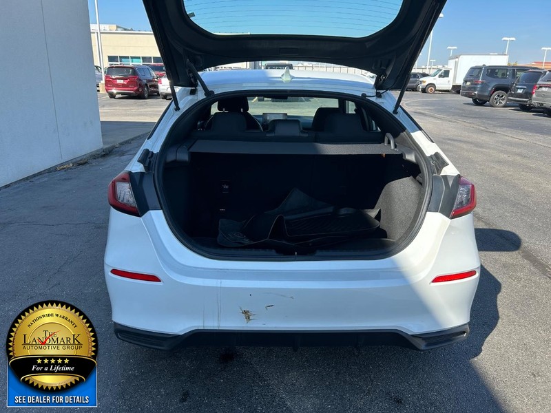 Honda Civic Hatchback Vehicle Full-screen Gallery Image 18