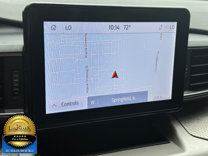 Ford Explorer Vehicle Full-screen Gallery Image 19