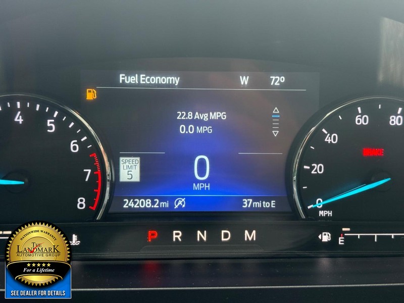 Ford Explorer Vehicle Full-screen Gallery Image 24