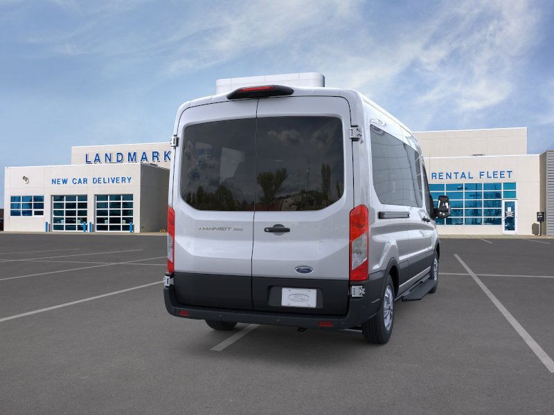 Ford Transit Passenger Wagon Vehicle Full-screen Gallery Image 8