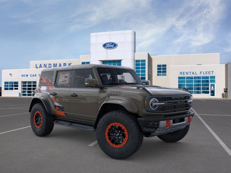 Ford Bronco Vehicle Full-screen Gallery Image 7