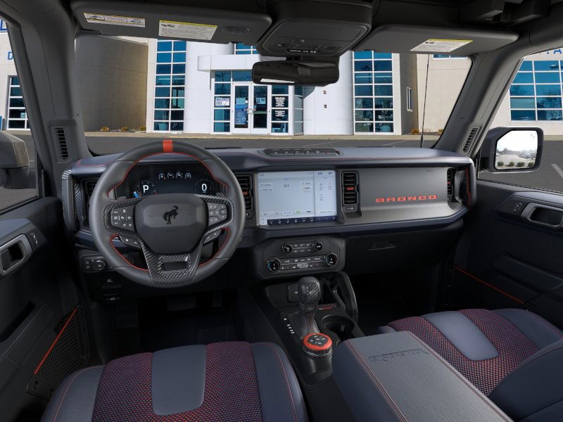 Ford Bronco Vehicle Full-screen Gallery Image 9