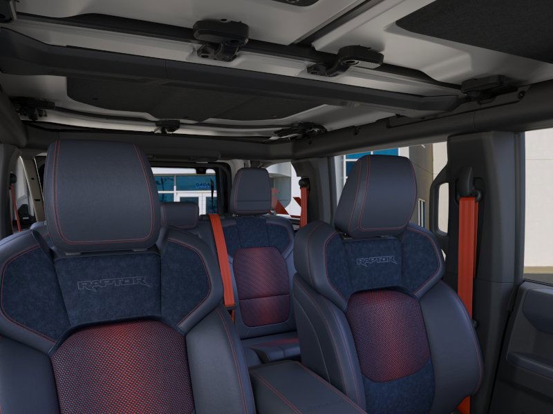 Ford Bronco Vehicle Full-screen Gallery Image 12