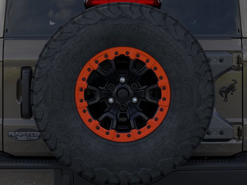 Ford Bronco Vehicle Full-screen Gallery Image 24