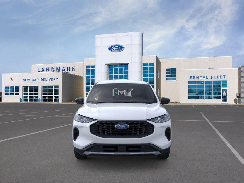 Ford Escape Vehicle Full-screen Gallery Image 6