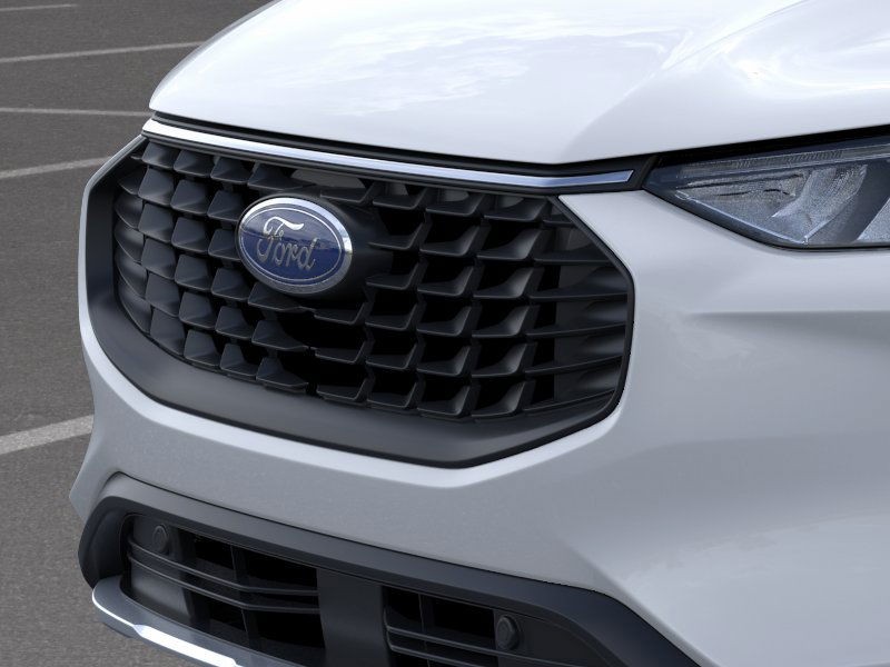 Ford Escape Vehicle Full-screen Gallery Image 17
