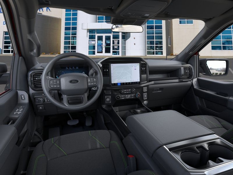 Ford F-150 Vehicle Full-screen Gallery Image 9