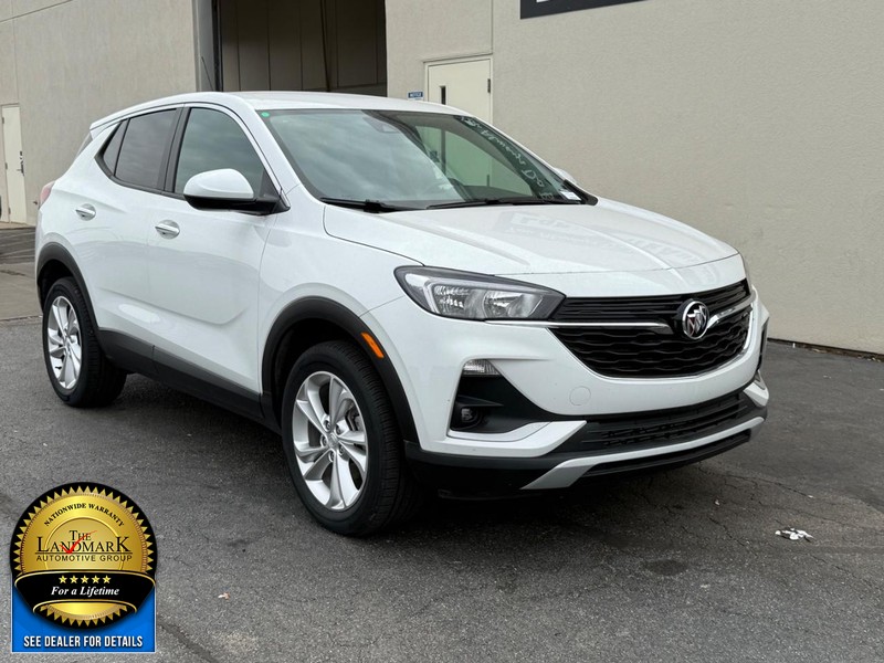 Buick Encore GX Vehicle Full-screen Gallery Image 2