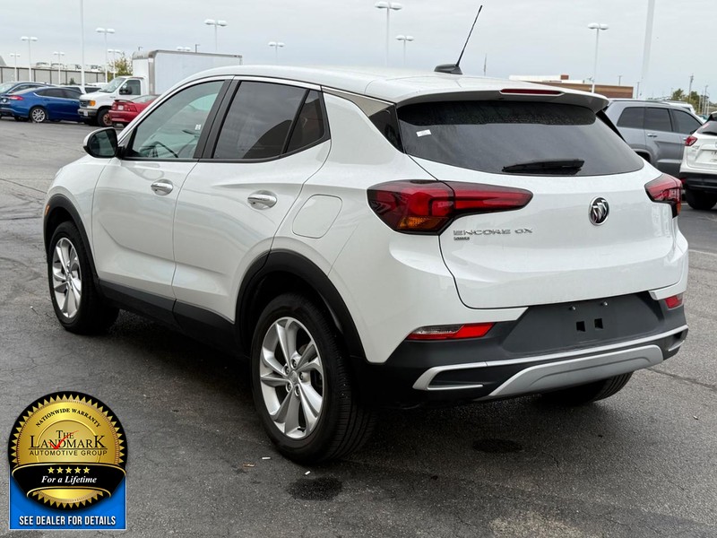Buick Encore GX Vehicle Full-screen Gallery Image 6