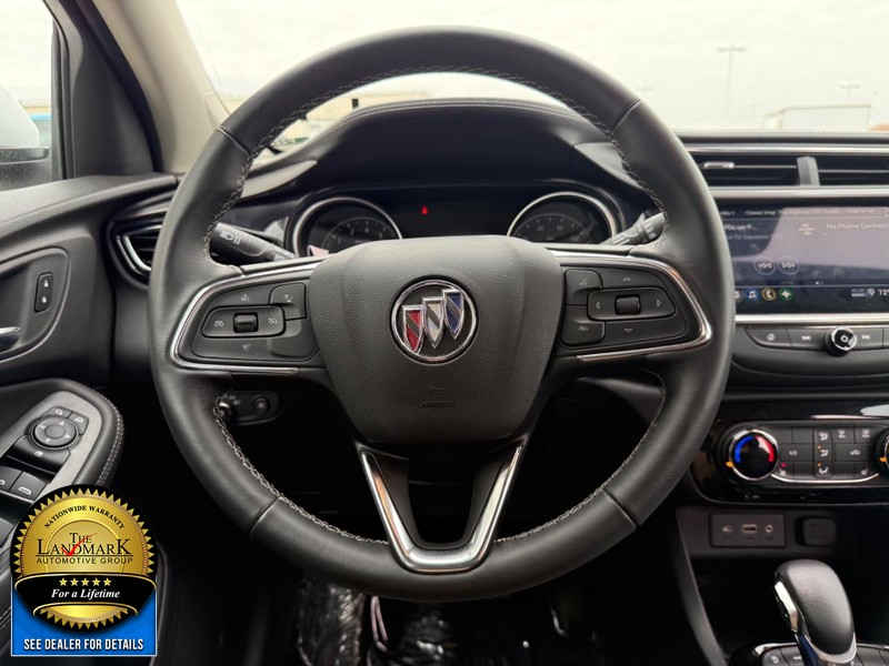 Buick Encore GX Vehicle Full-screen Gallery Image 17