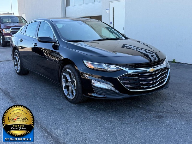 Chevrolet Malibu Vehicle Full-screen Gallery Image 2