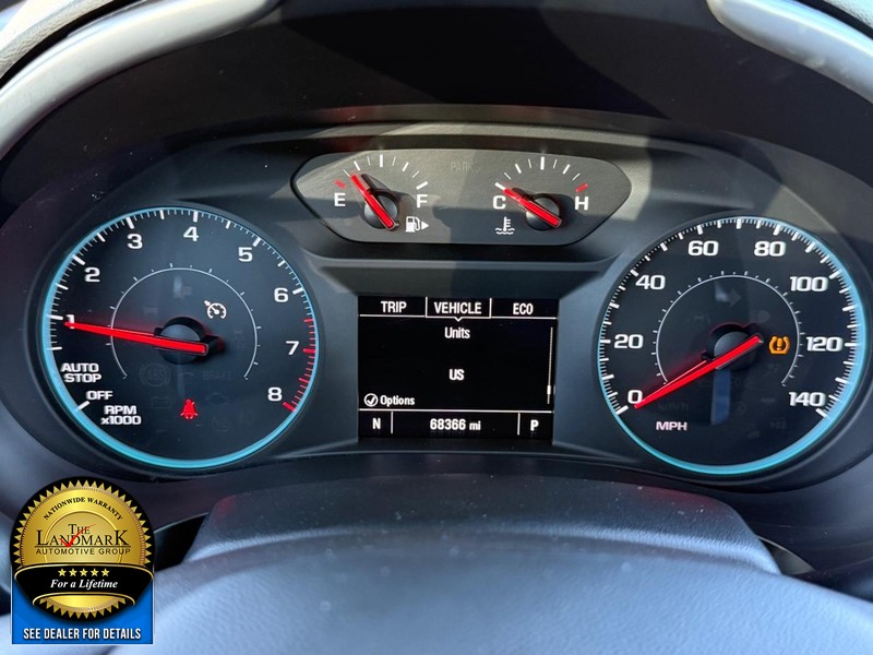 Chevrolet Malibu Vehicle Full-screen Gallery Image 12