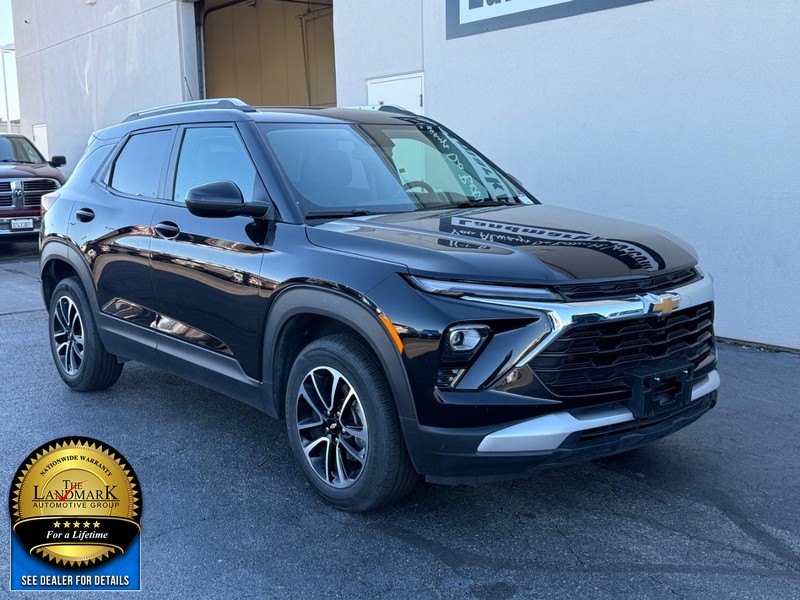 Chevrolet TrailBlazer Vehicle Full-screen Gallery Image 2