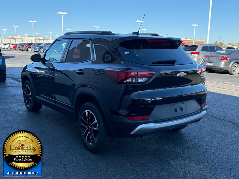 Chevrolet TrailBlazer Vehicle Full-screen Gallery Image 6