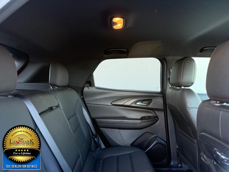 Chevrolet TrailBlazer Vehicle Full-screen Gallery Image 16