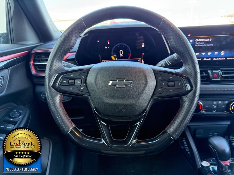 Chevrolet TrailBlazer Vehicle Full-screen Gallery Image 18