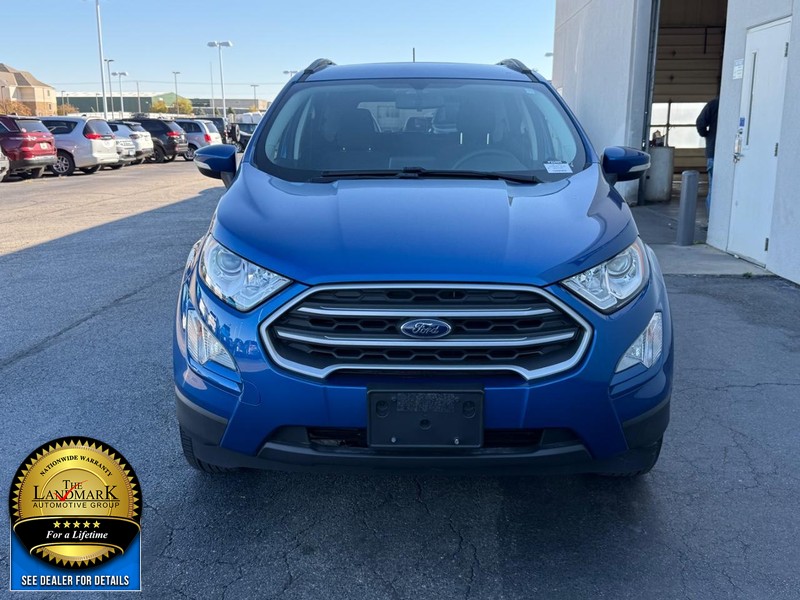 Ford EcoSport Vehicle Full-screen Gallery Image 4