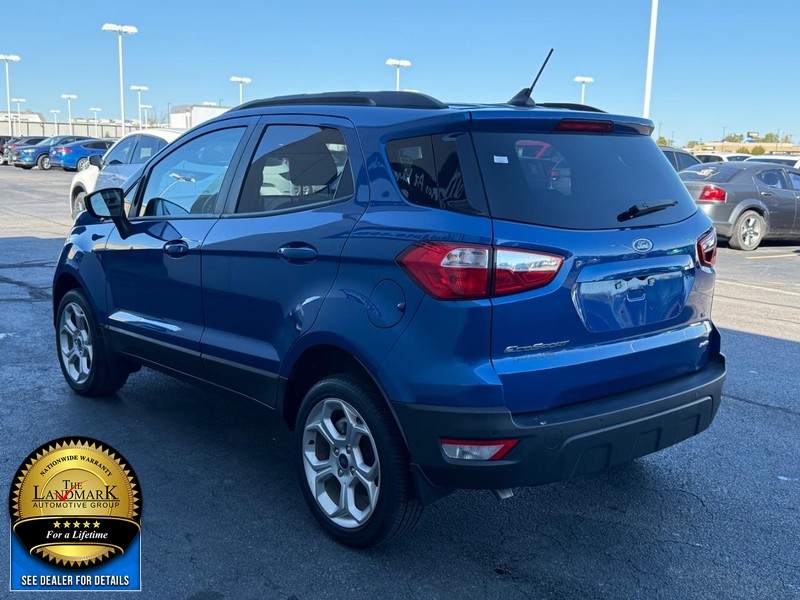 Ford EcoSport Vehicle Full-screen Gallery Image 6