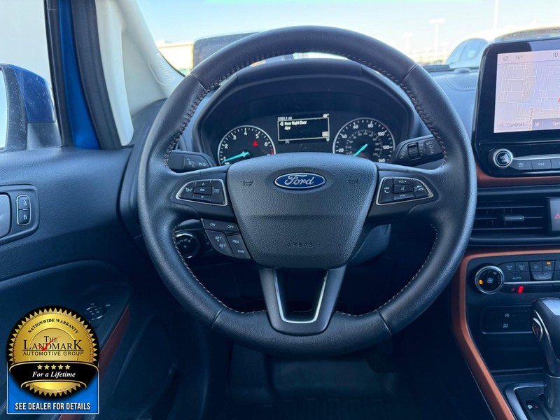 Ford EcoSport Vehicle Full-screen Gallery Image 17