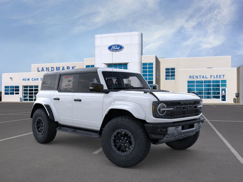 Ford Bronco Vehicle Full-screen Gallery Image 7