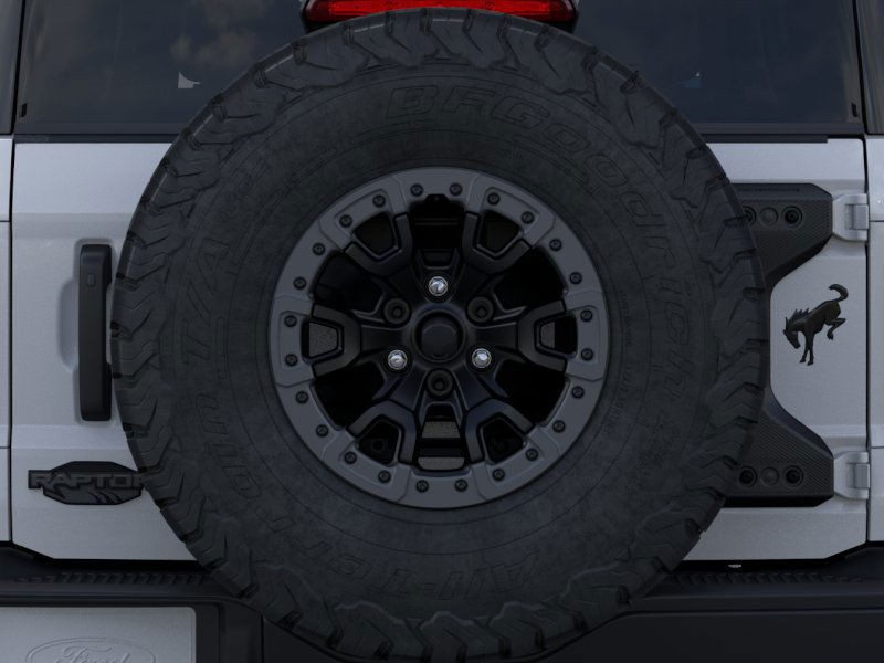 Ford Bronco Vehicle Full-screen Gallery Image 24