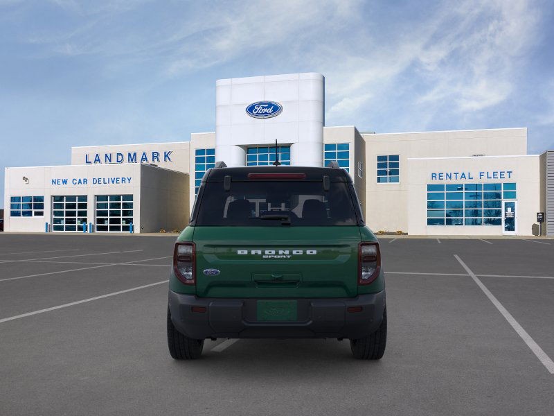 Ford R9C Vehicle Full-screen Gallery Image 5