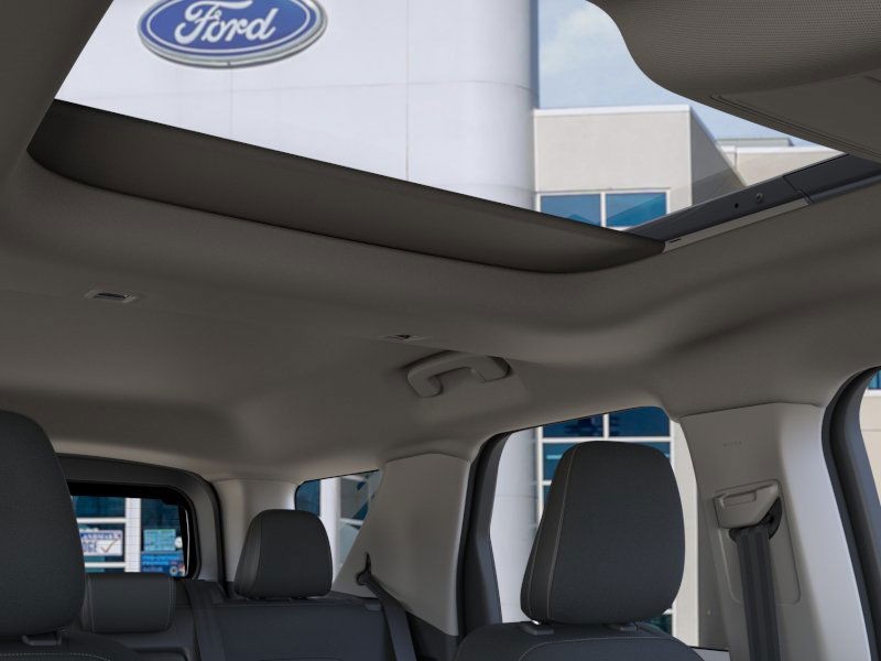 Ford R9B Vehicle Full-screen Gallery Image 22