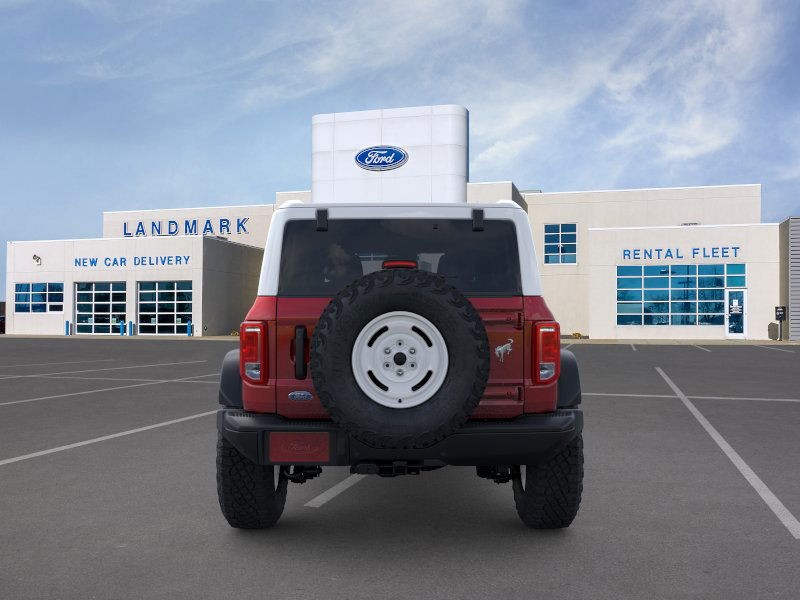 Ford E4D Vehicle Full-screen Gallery Image 5