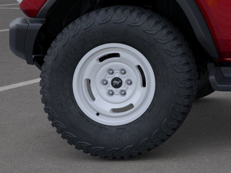 Ford E4D Vehicle Full-screen Gallery Image 21