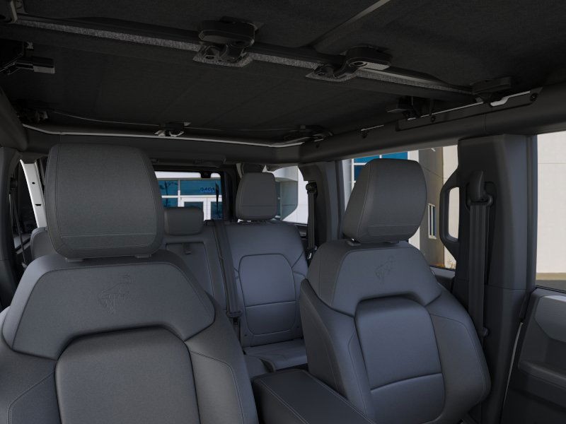 Ford E7B Vehicle Full-screen Gallery Image 12