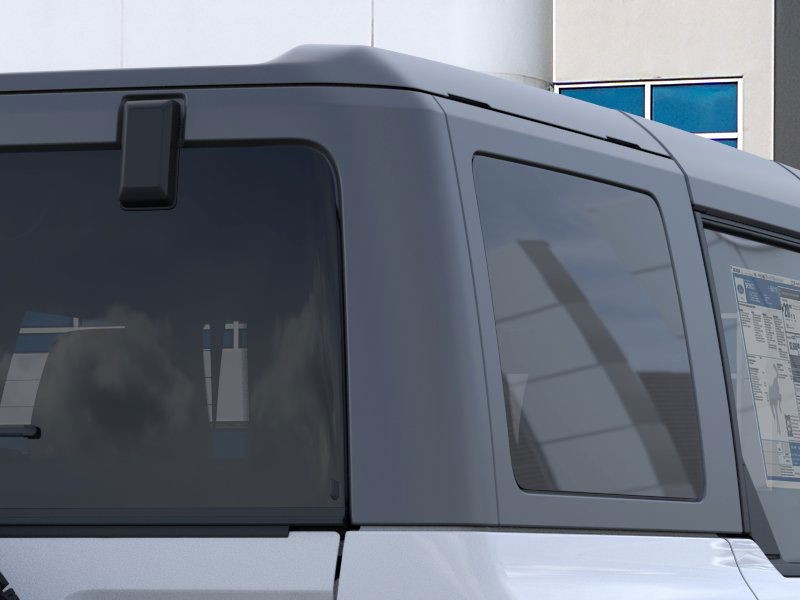 Ford E7B Vehicle Full-screen Gallery Image 25