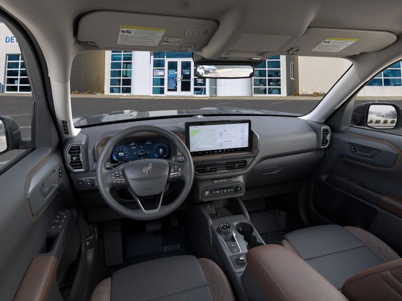 Ford R9C Vehicle Full-screen Gallery Image 9