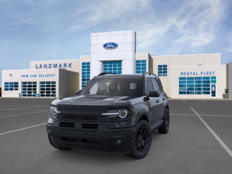 Ford R9B Vehicle Full-screen Gallery Image 2