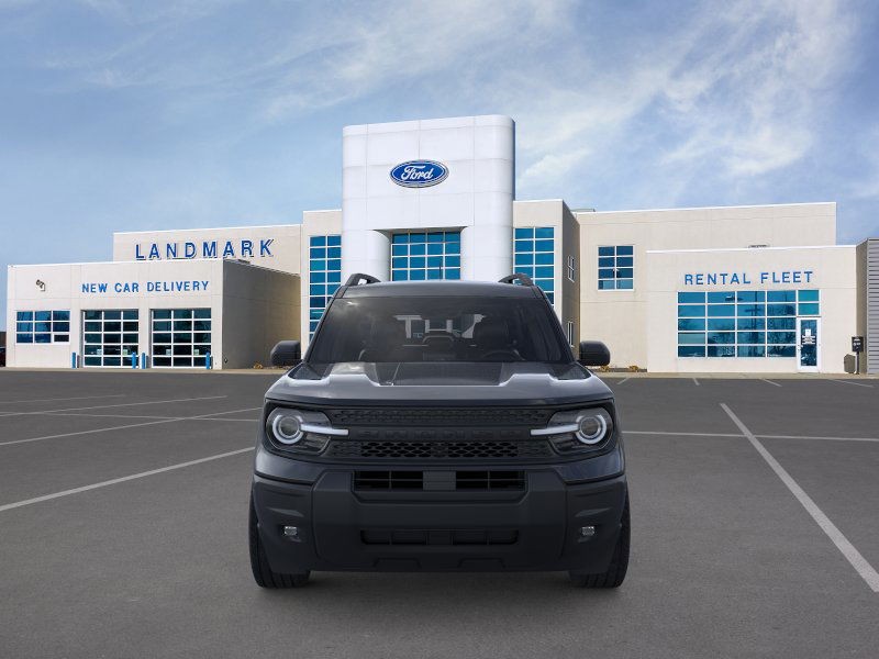 Ford R9B Vehicle Full-screen Gallery Image 6