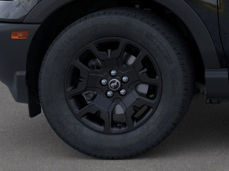 Ford R9B Vehicle Full-screen Gallery Image 19