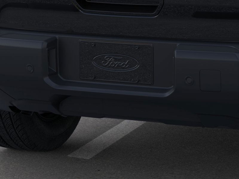 Ford R9B Vehicle Full-screen Gallery Image 23