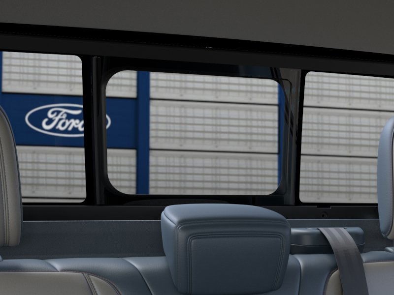 Ford W8S Vehicle Full-screen Gallery Image 24