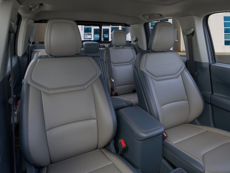 Ford W8S Vehicle Full-screen Gallery Image 10