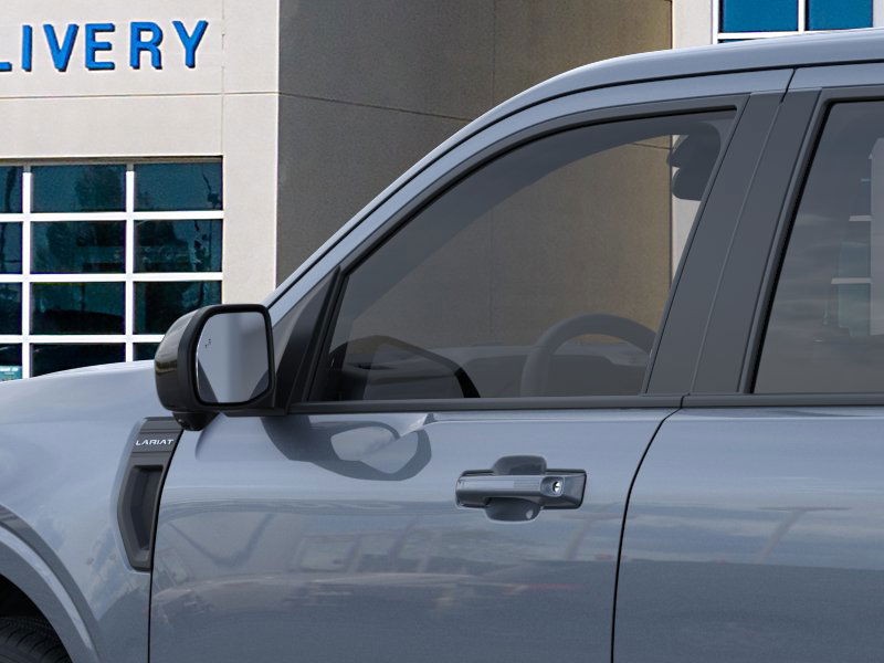 Ford W8S Vehicle Full-screen Gallery Image 21