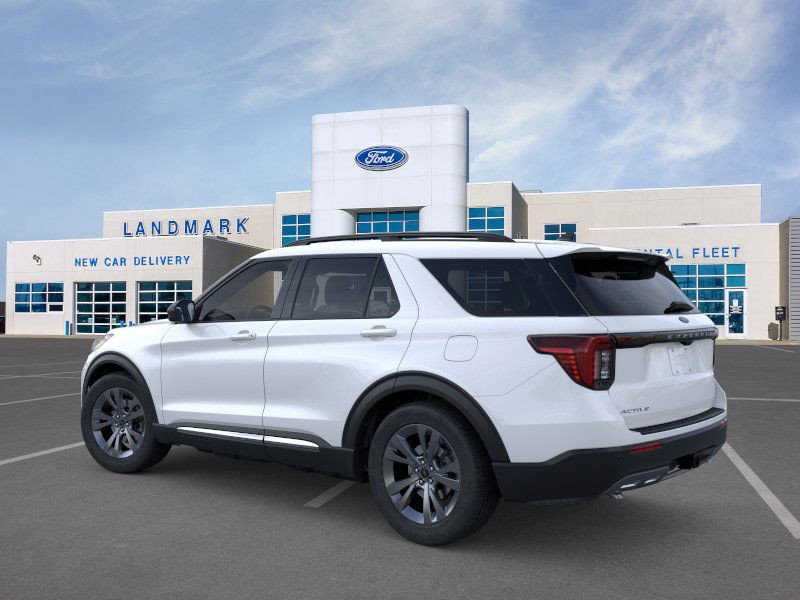 Ford Explorer Vehicle Full-screen Gallery Image 4