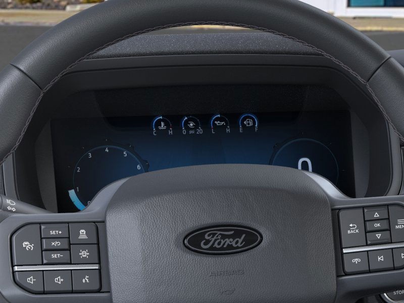 Ford F-150 Vehicle Full-screen Gallery Image 13