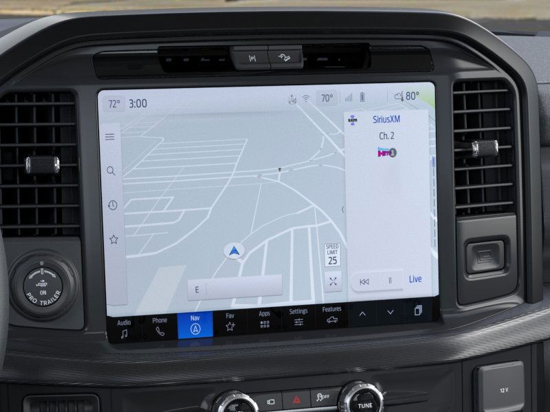 Ford F-150 Vehicle Full-screen Gallery Image 14