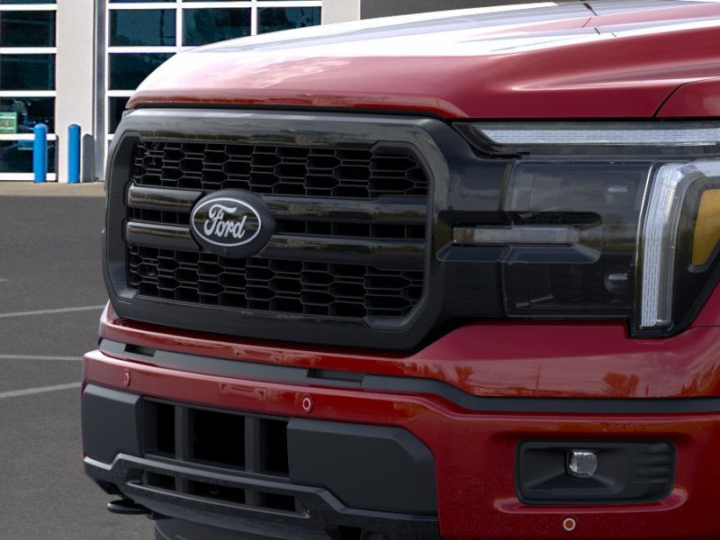 Ford F-150 Vehicle Full-screen Gallery Image 17